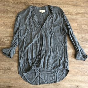 SOLD Gray top